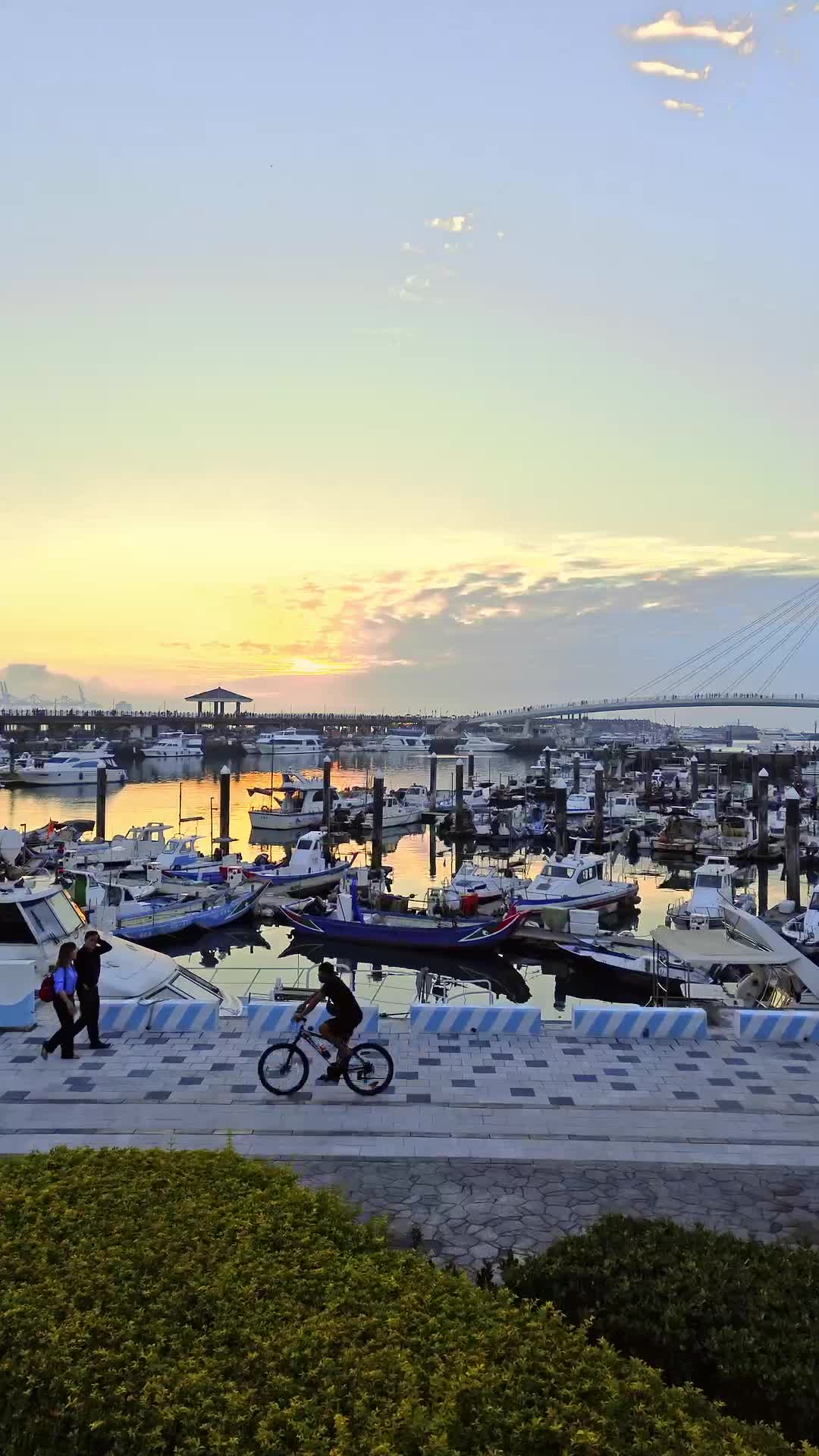 Tamsui Fisherman's Wharf