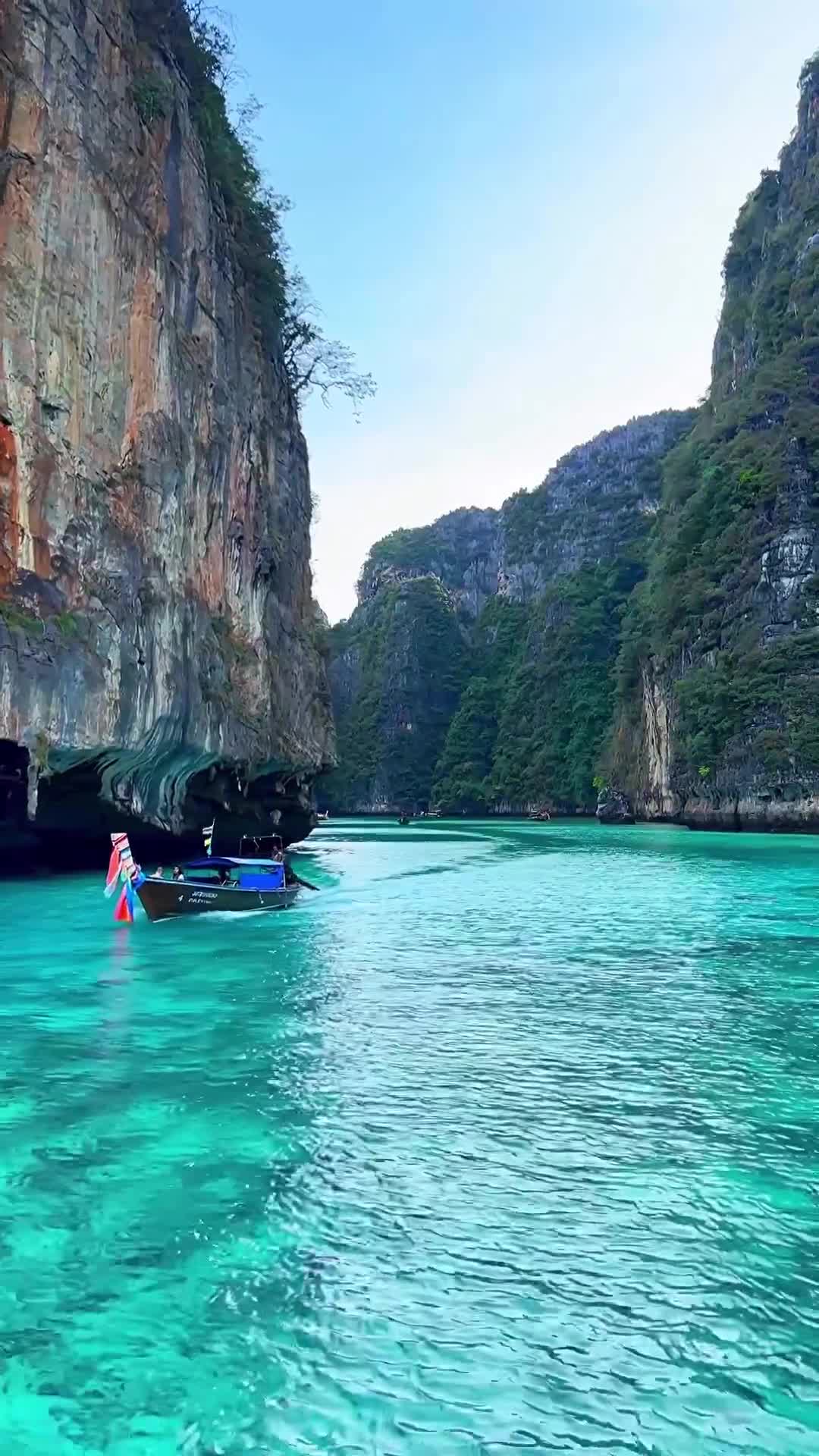 Pi Leh Bay (Pi Leh Lagoon)