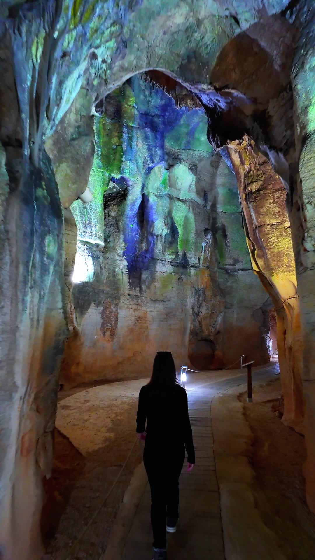 Cueva de las Calaveras