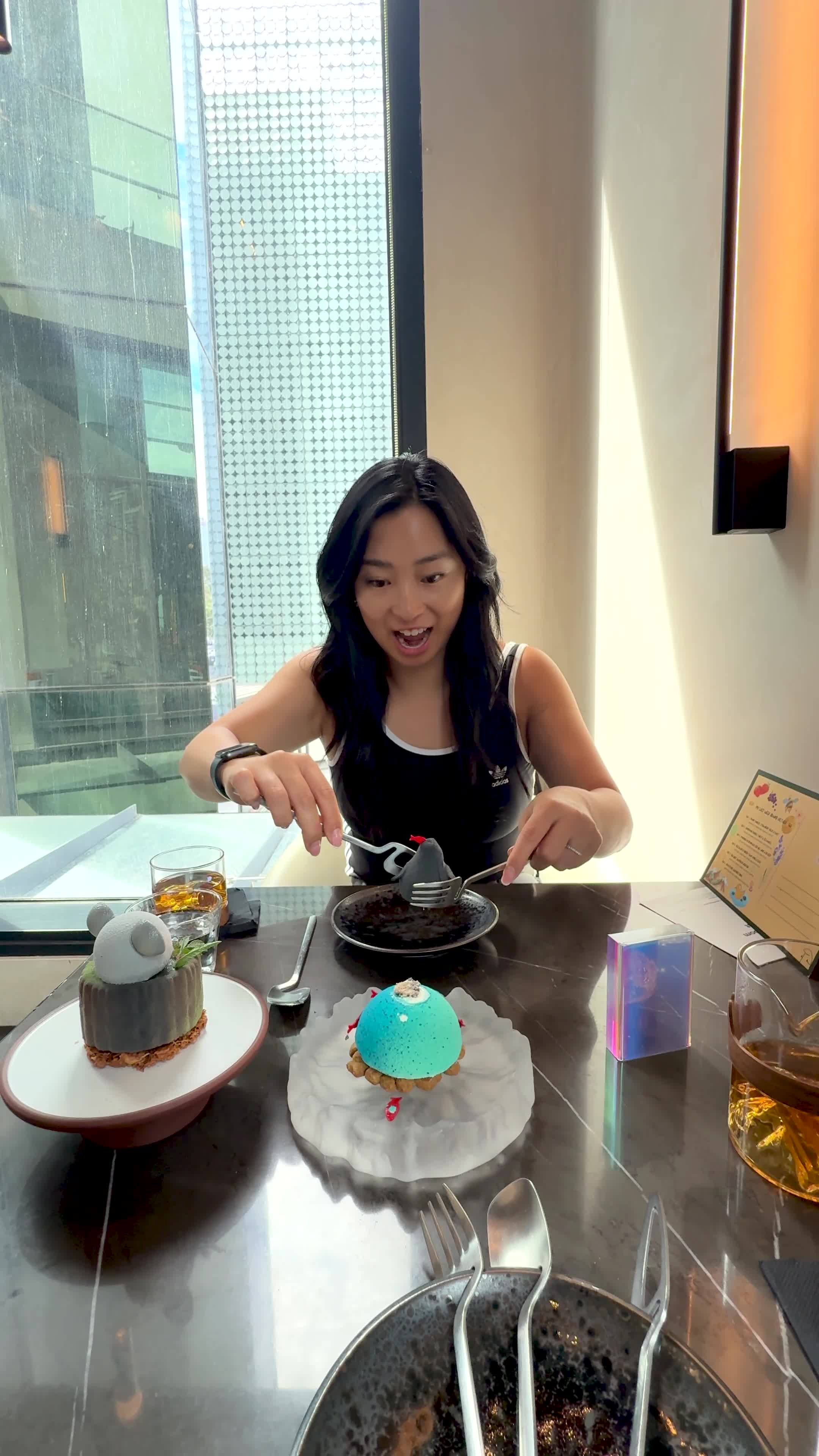 Oxi Tea Room