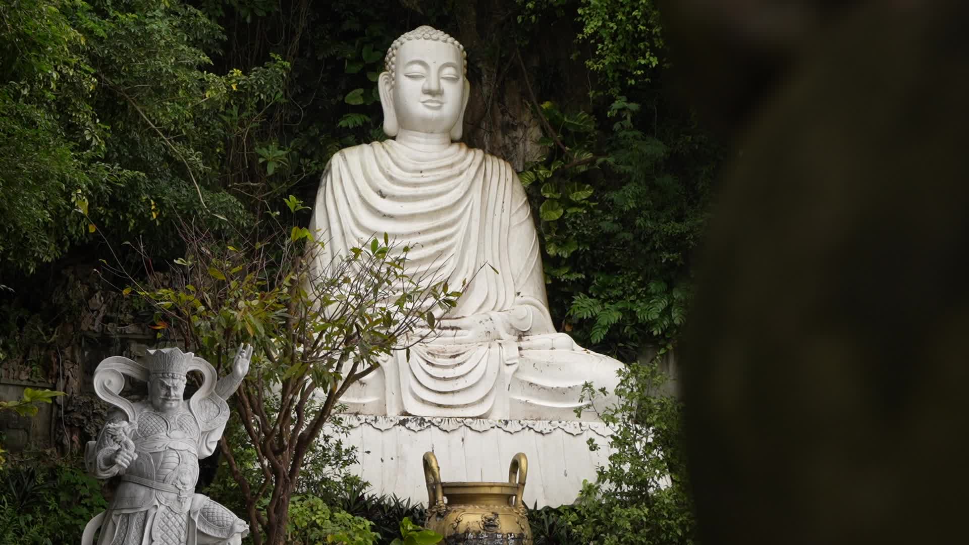 The Marble Mountains