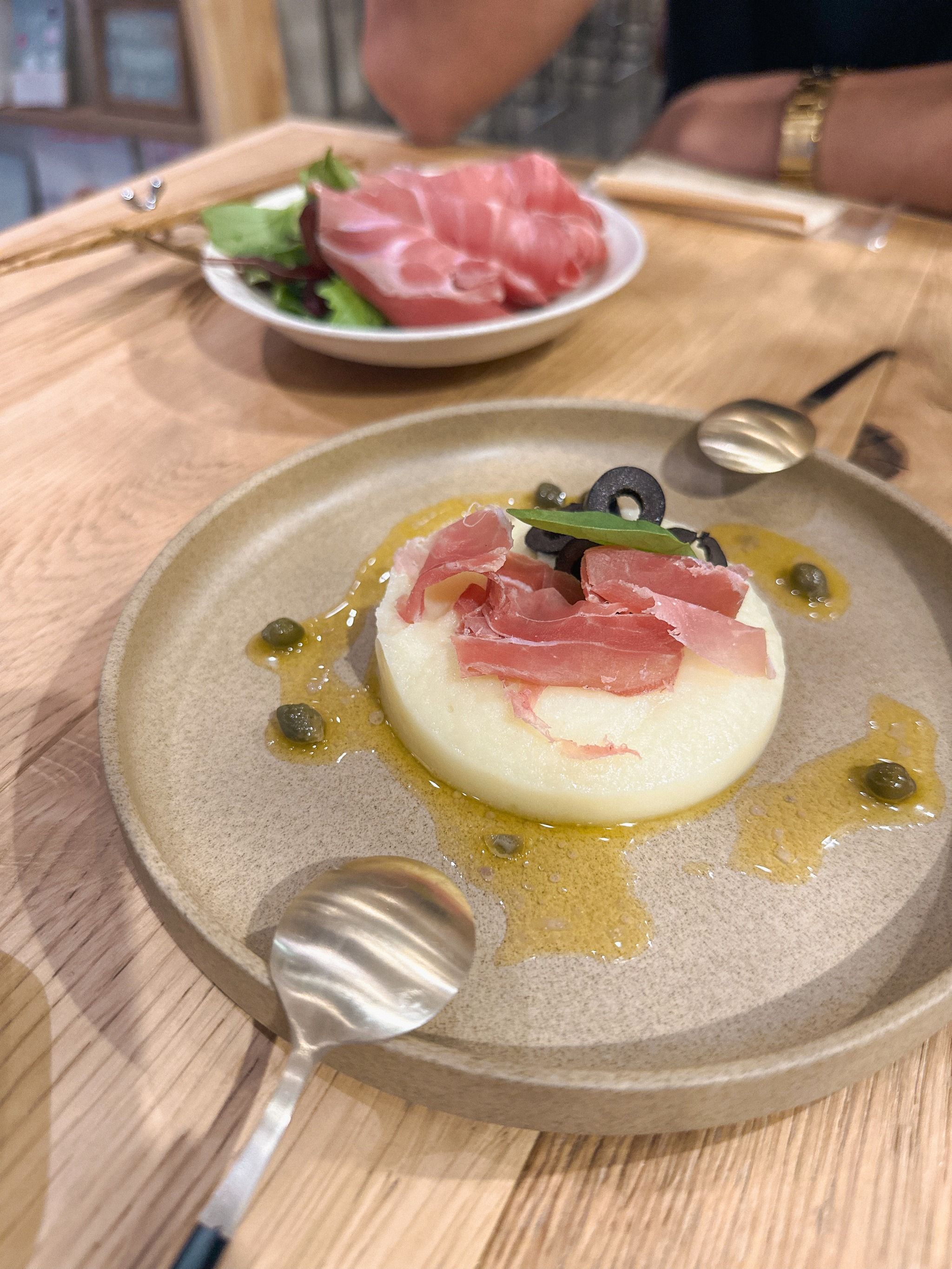 bistro MARLU /小皿料理とナチュラルワインのお店