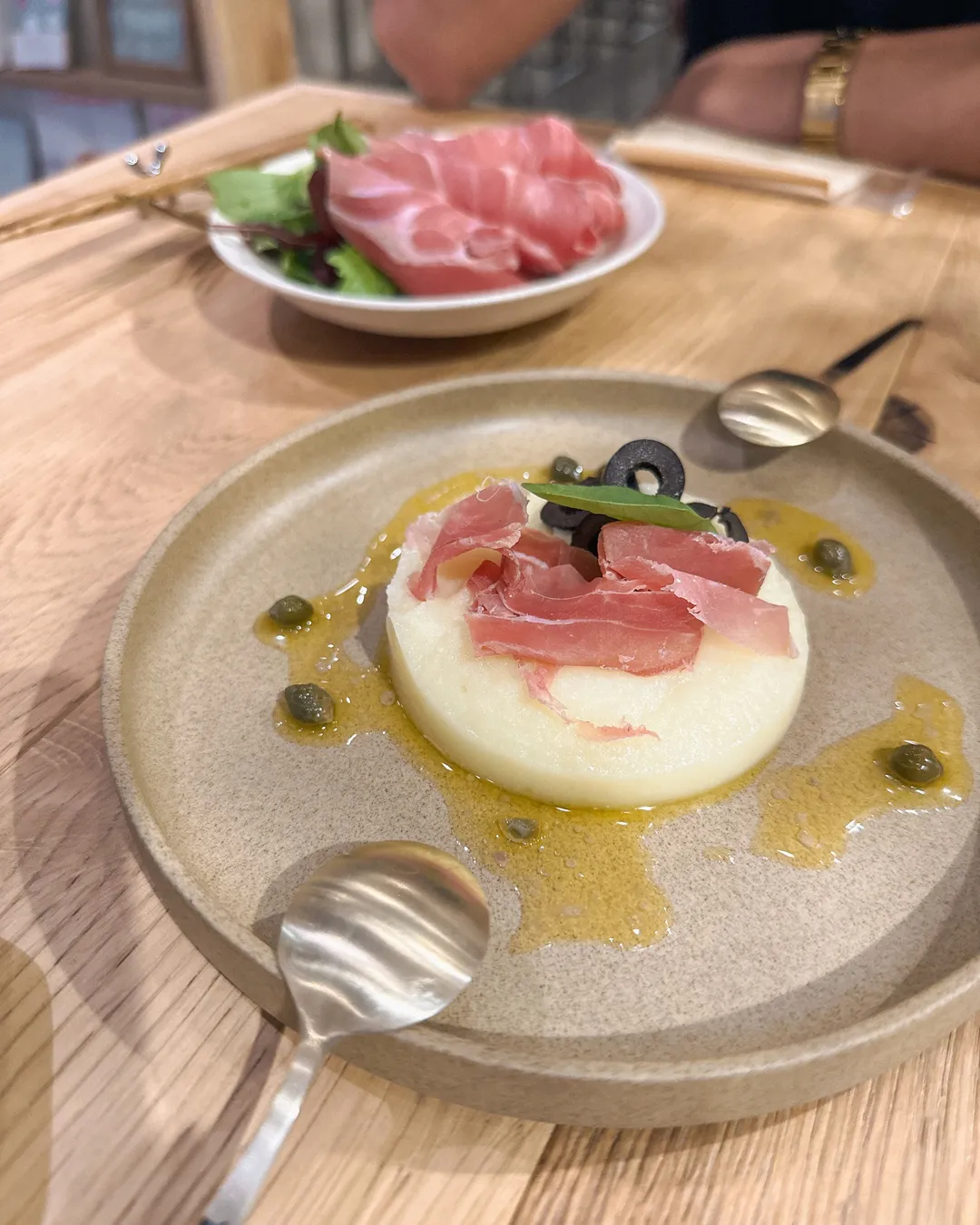 bistro MARLU /小皿料理とナチュラルワインのお店