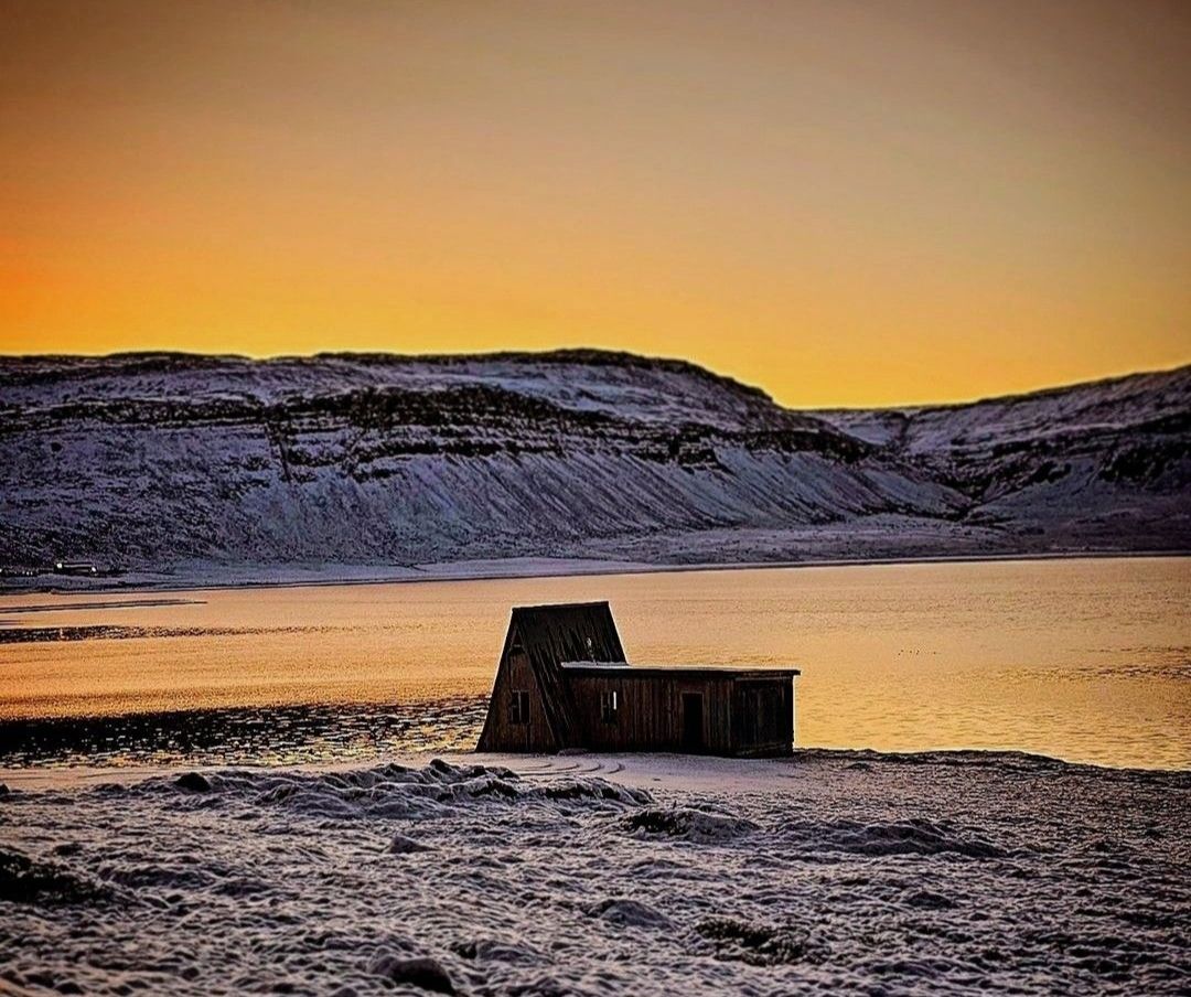 Abandoned Barn - Fossfjörður