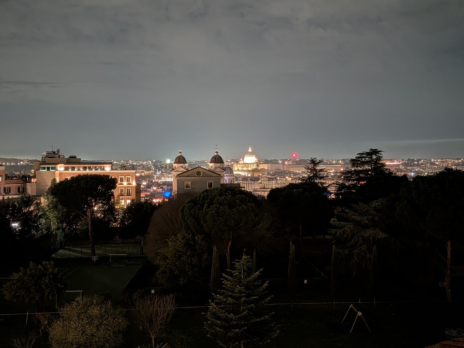 An ultra-luxury rooftop for a polished Roman evening.