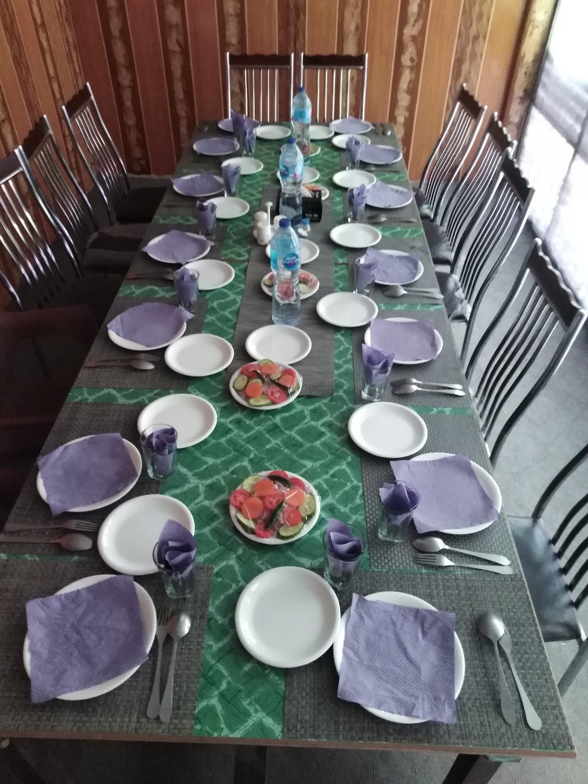 Ghanche Food Street khaplu