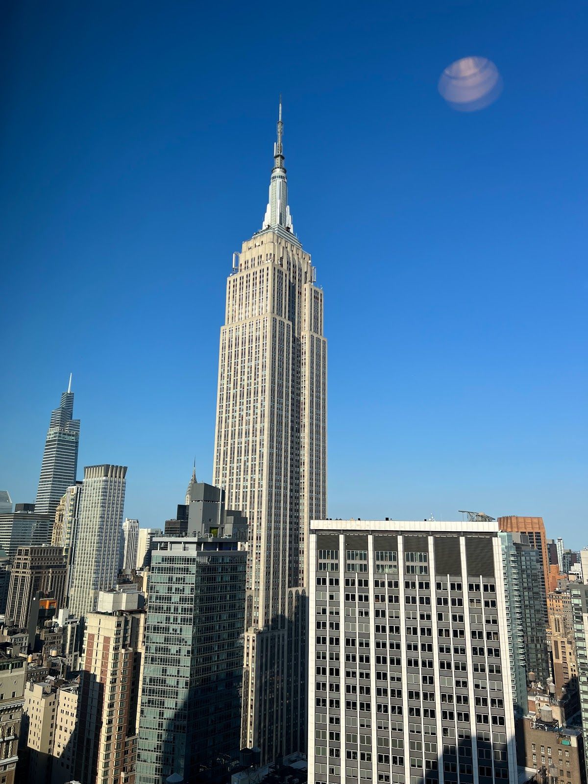 Empire State Building - New York, United States - Rexby