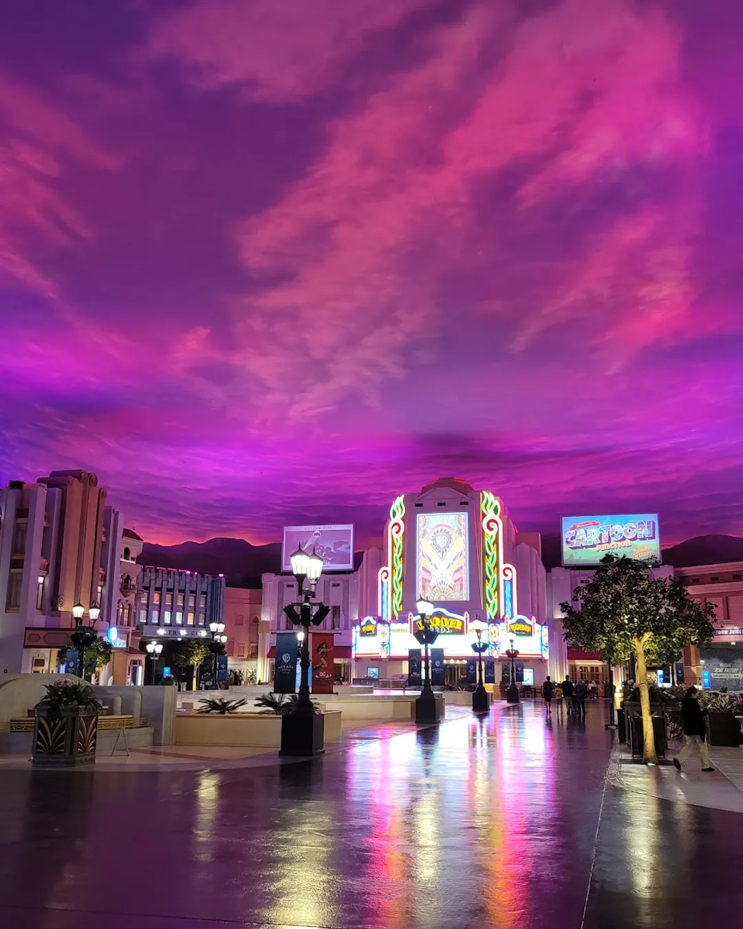 Warner Bros World 