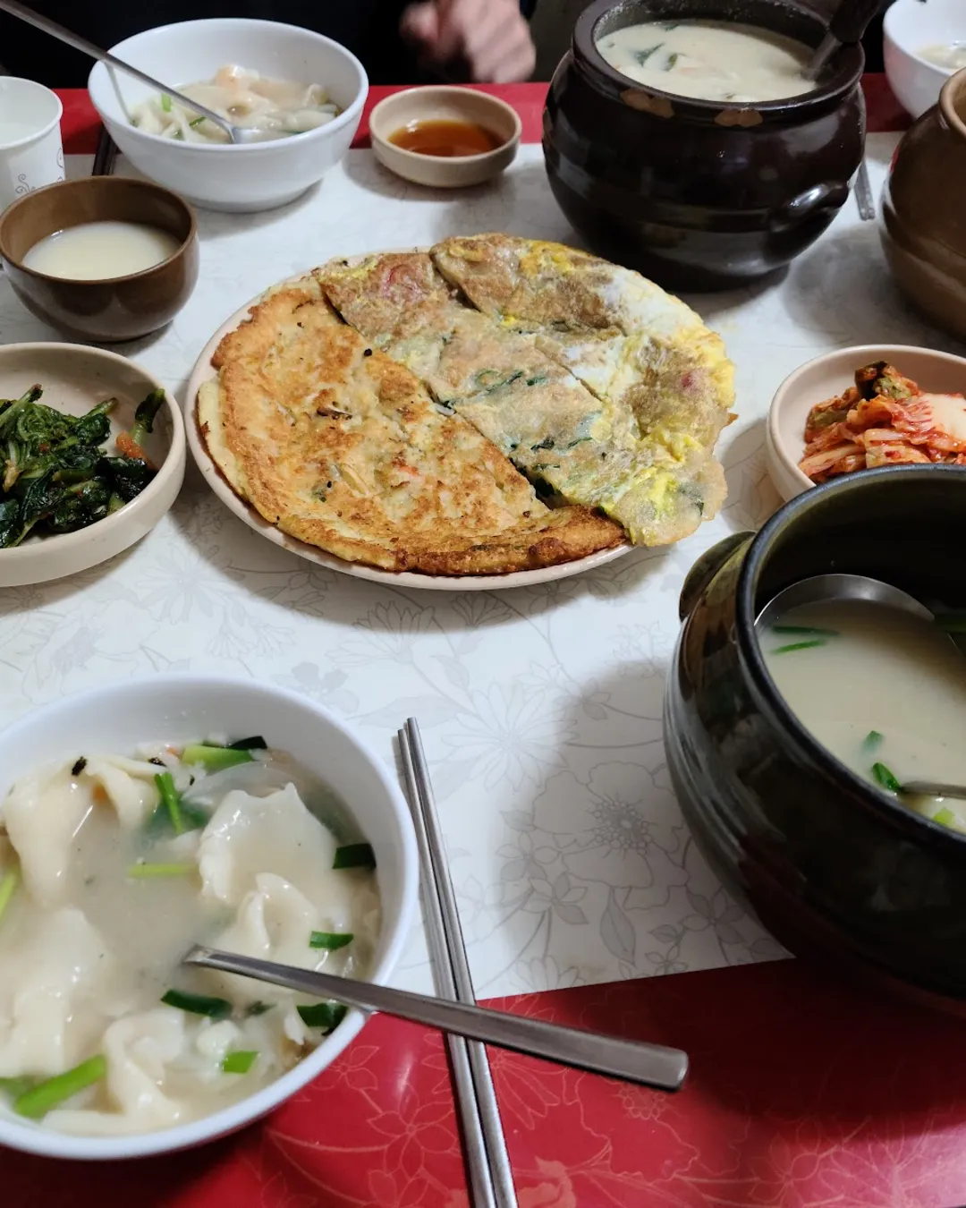 Samcheongdong Sujebi 삼청동수제비