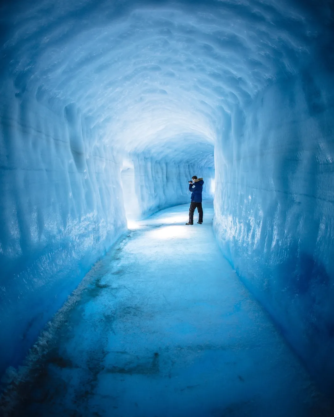 Into the Glacier