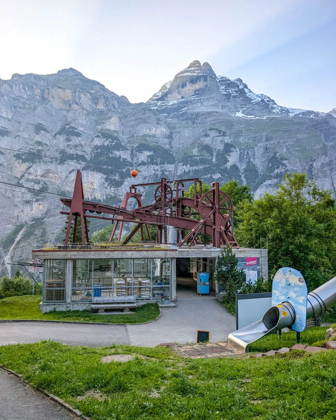 🚠 Cable Car: Gimmelwald ⮀ Mürren - Summer, Switzerland - Rexby