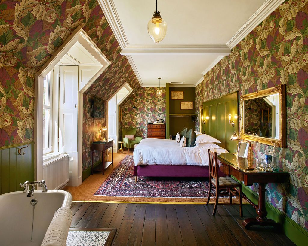Foyers Lodge