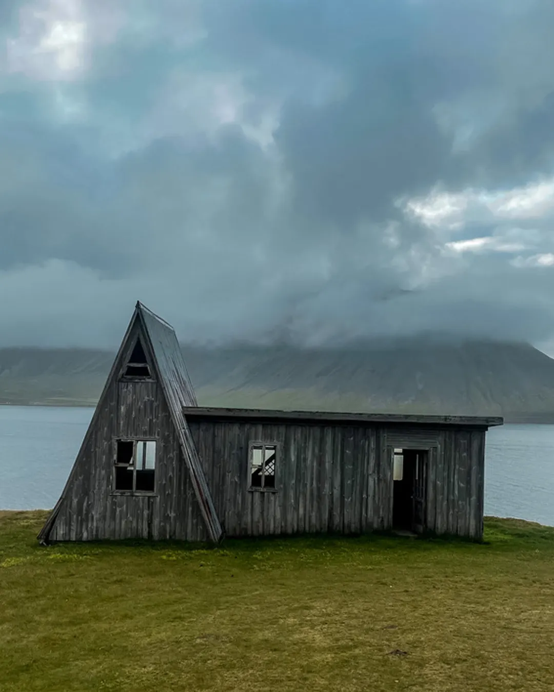 Abandoned Barn Fossfjörður