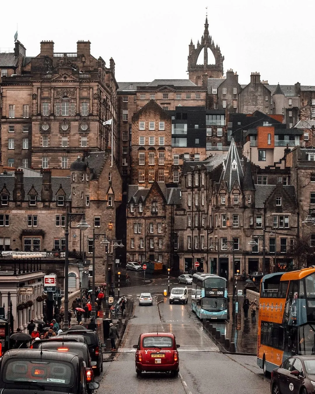 Waverley Bridge