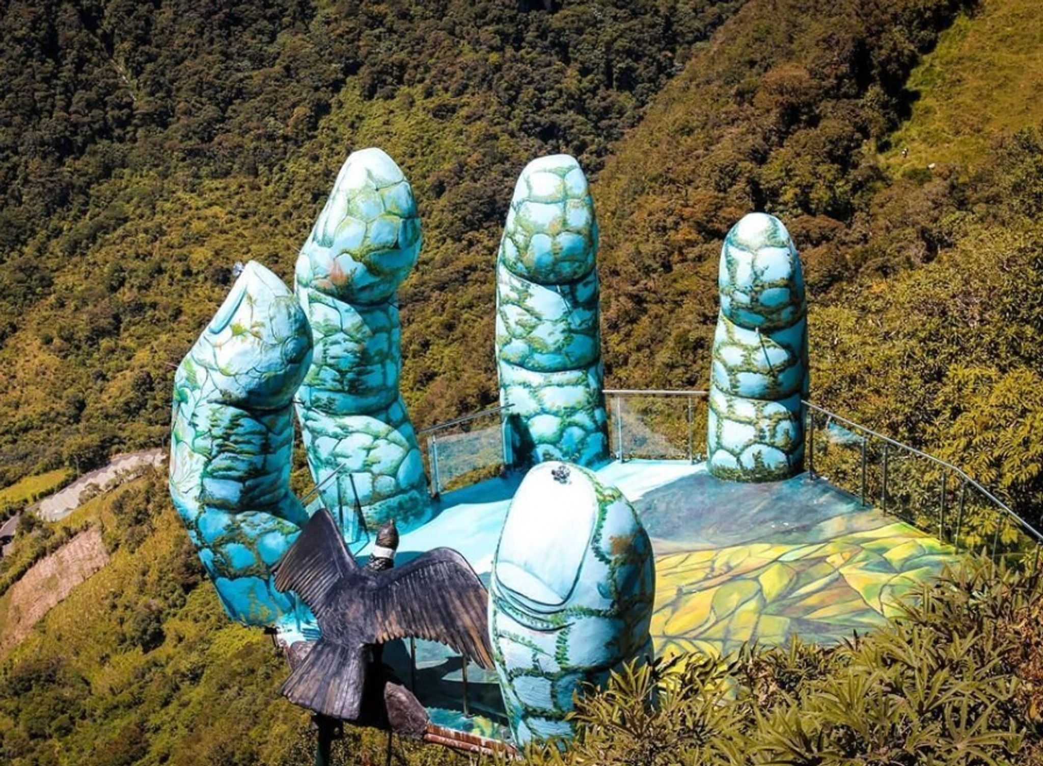 LA MANO DE LA PACHAMAMA