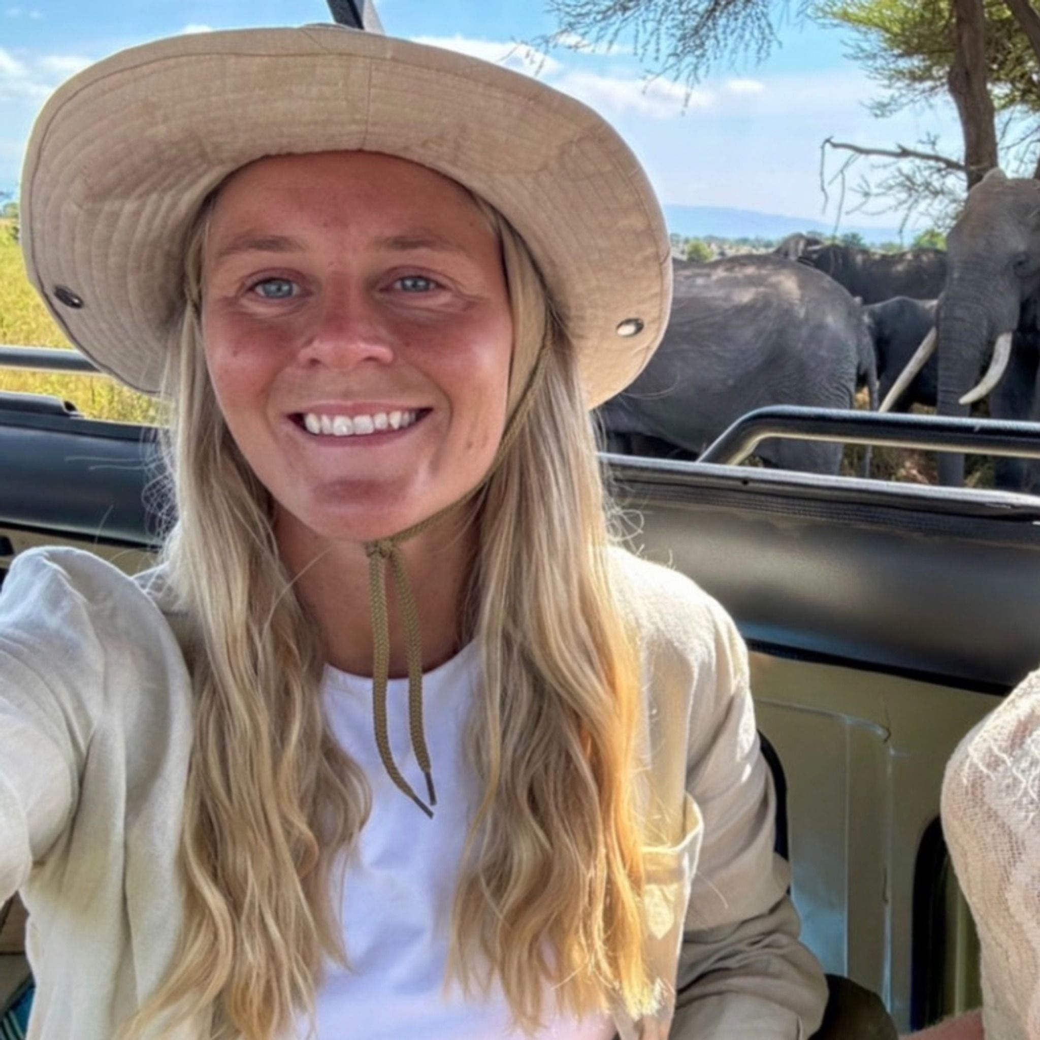 Beate Sæterøy - Beatees