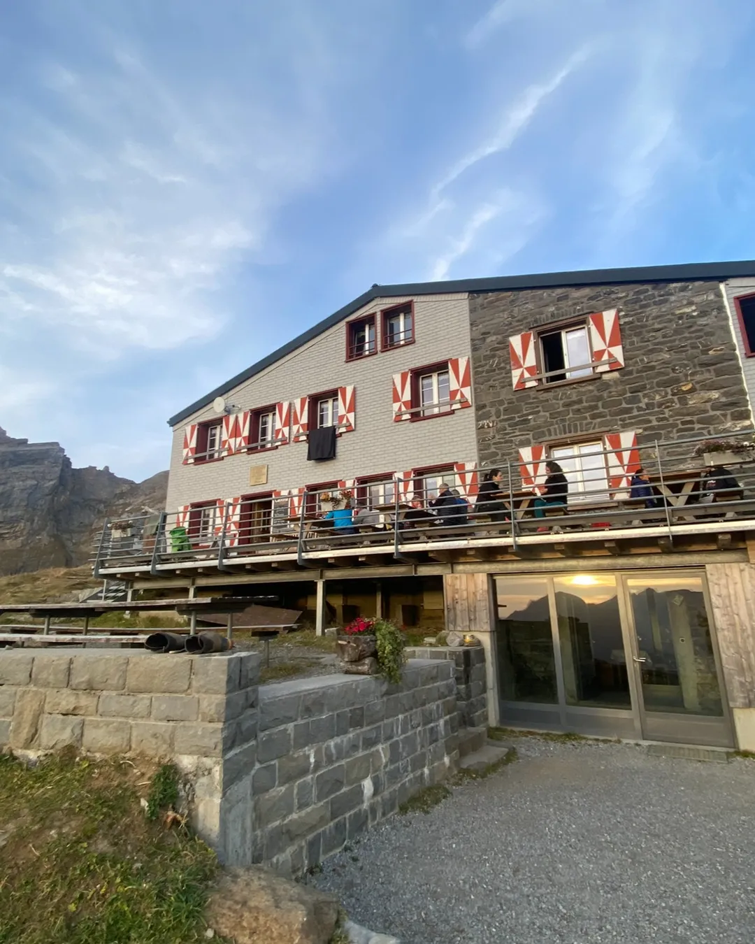 Rugghubelhütte (≈ 2296 M.ü.M.) - T2