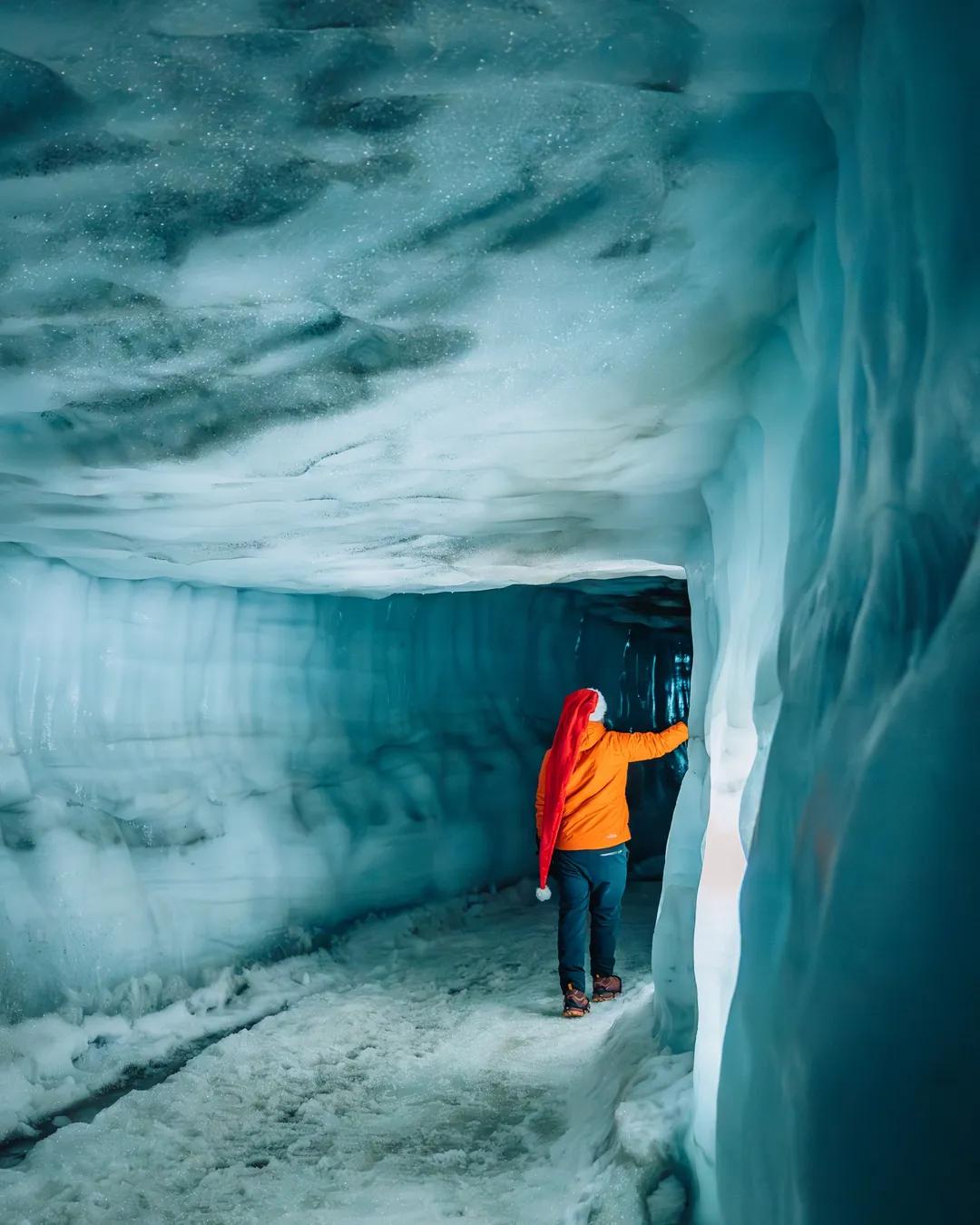 Into the Glacier - Langjökull Glacier