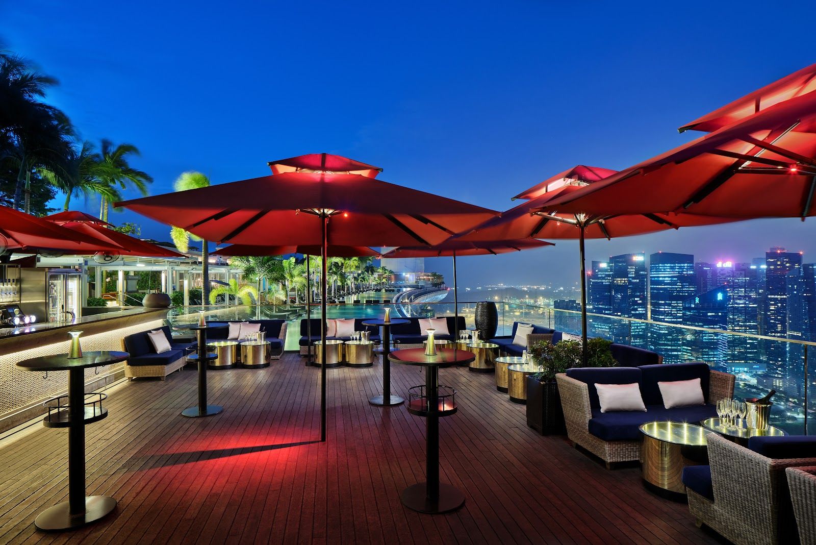 CÉ LA VI Singapore: Restaurant, SkyBar & Club Lounge
