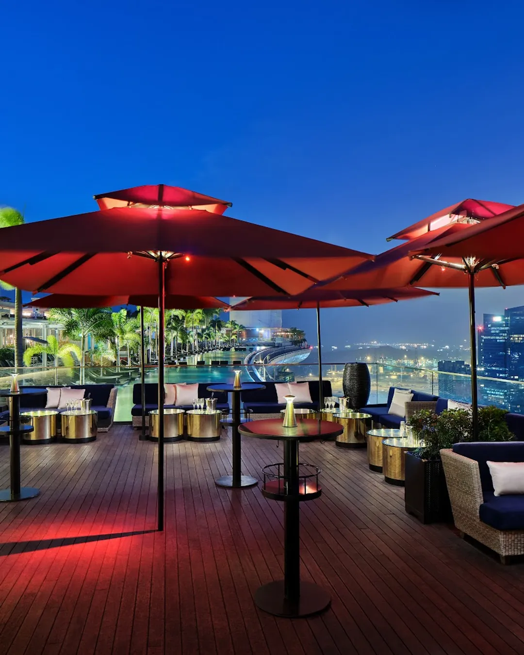 CÉ LA VI Singapore: Restaurant, SkyBar & Club Lounge