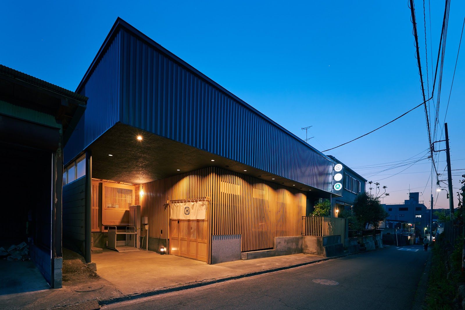 町住客室秩父宿フロント（桐の匠 吉）