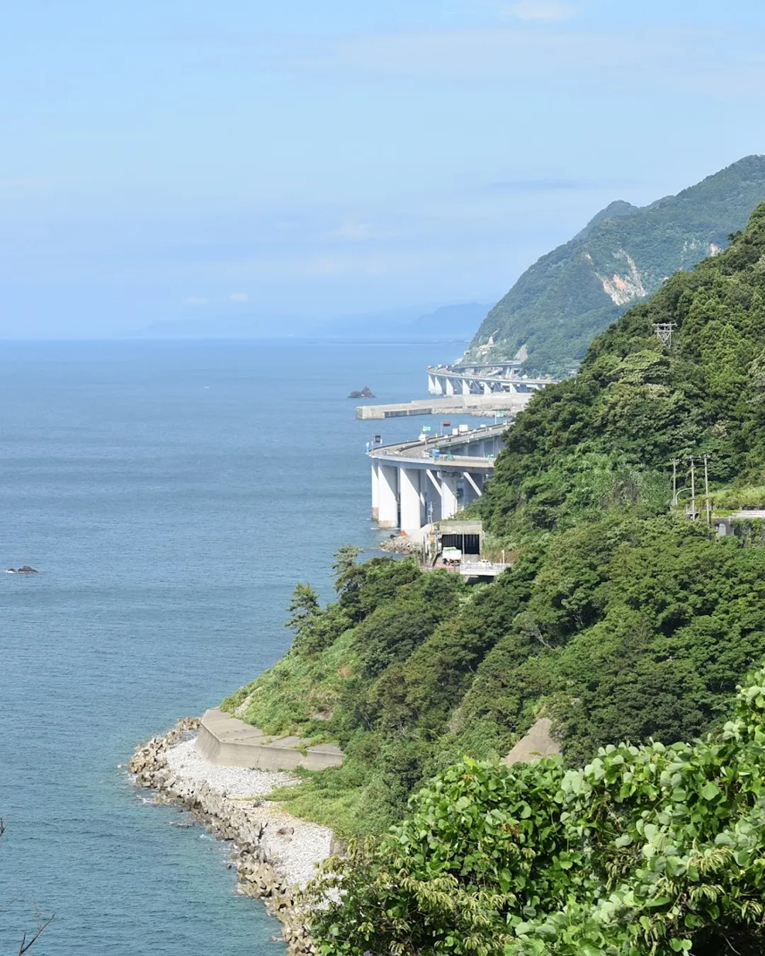 山景色 Oyashirazu Cliffs - Japan - Rexby