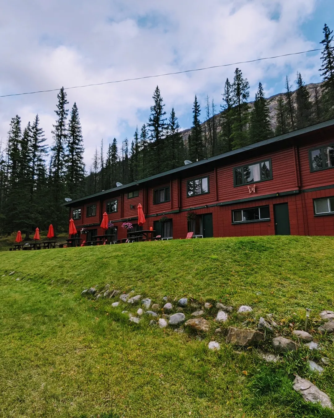 Miette Hot Spring Bungalows