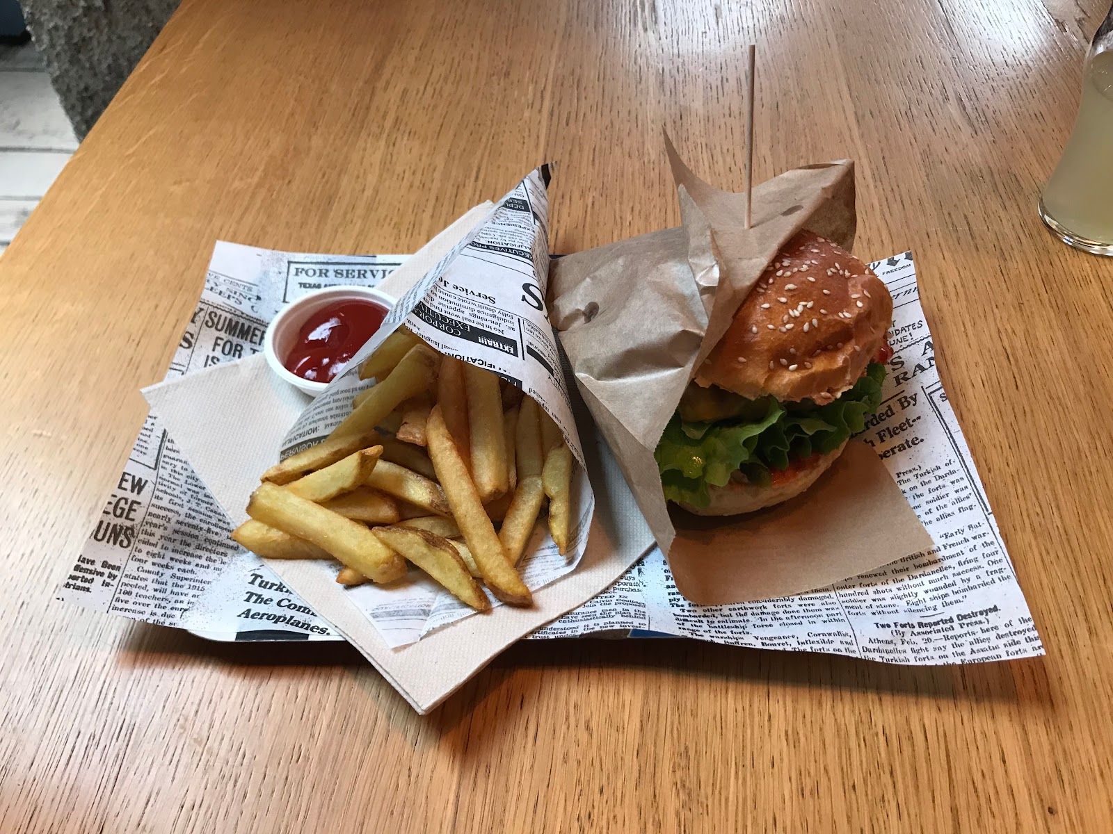 Zbornica burgers and pizza