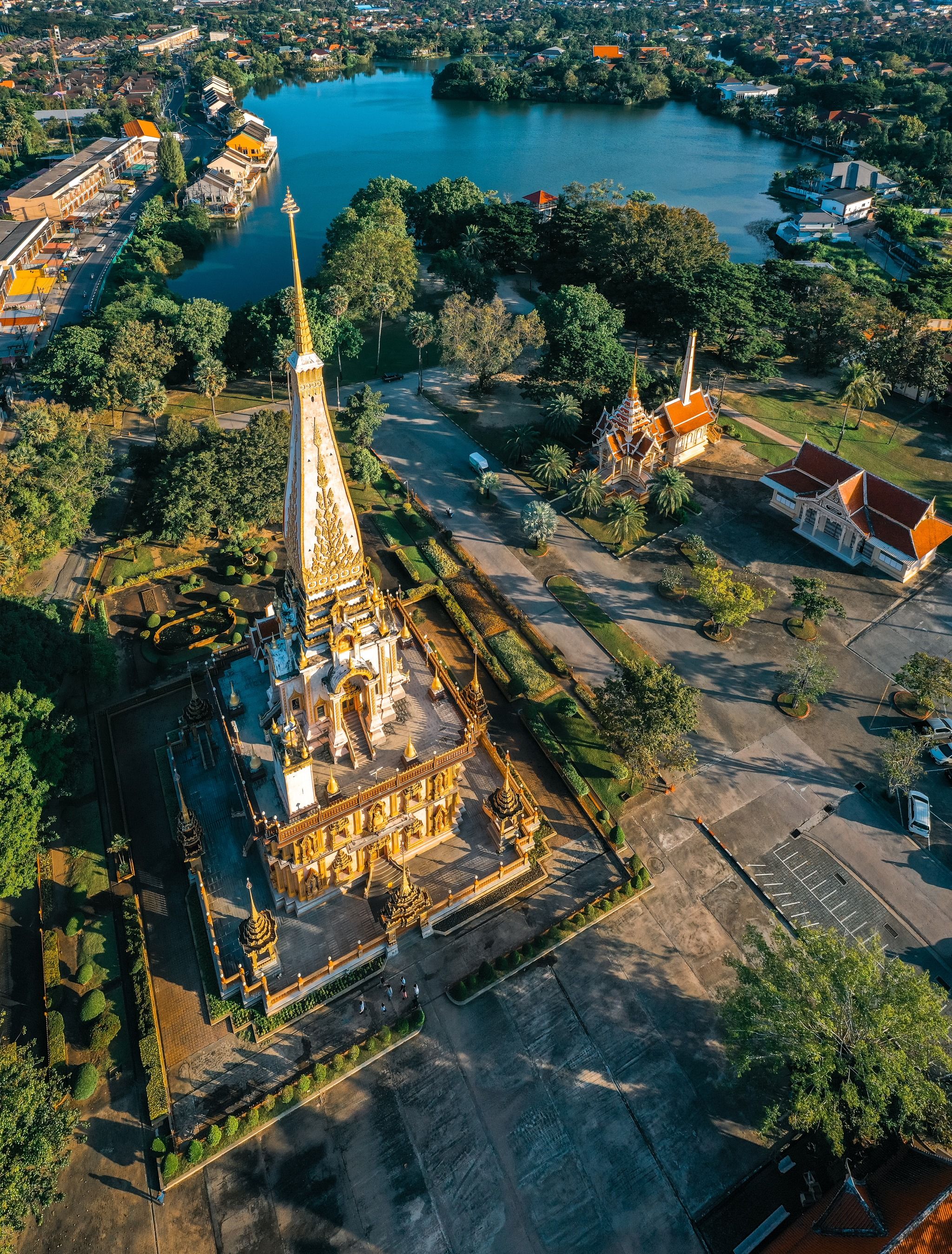 Wat Chaithararam (Wat Chalong)