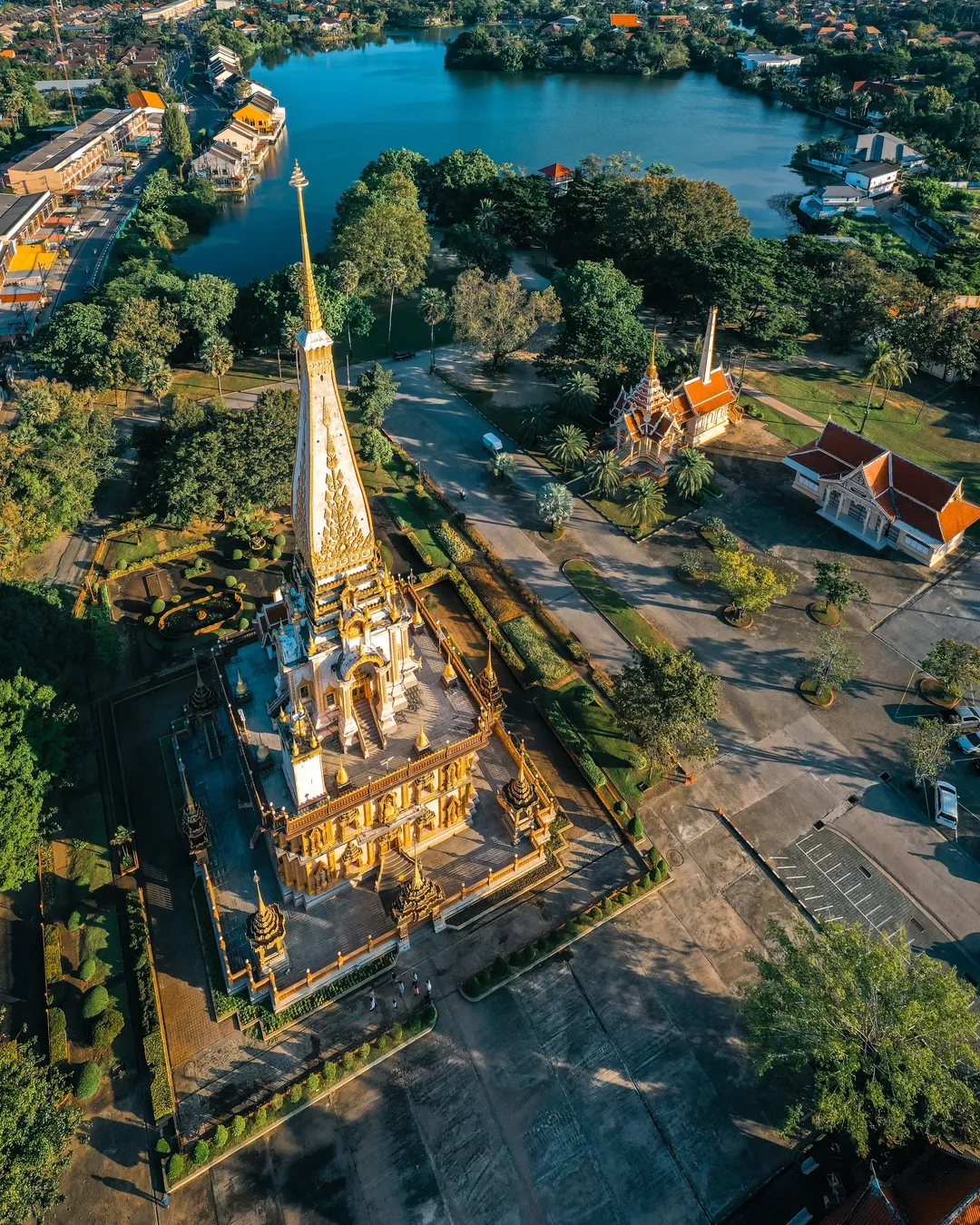 Wat Chaithararam (Wat Chalong)