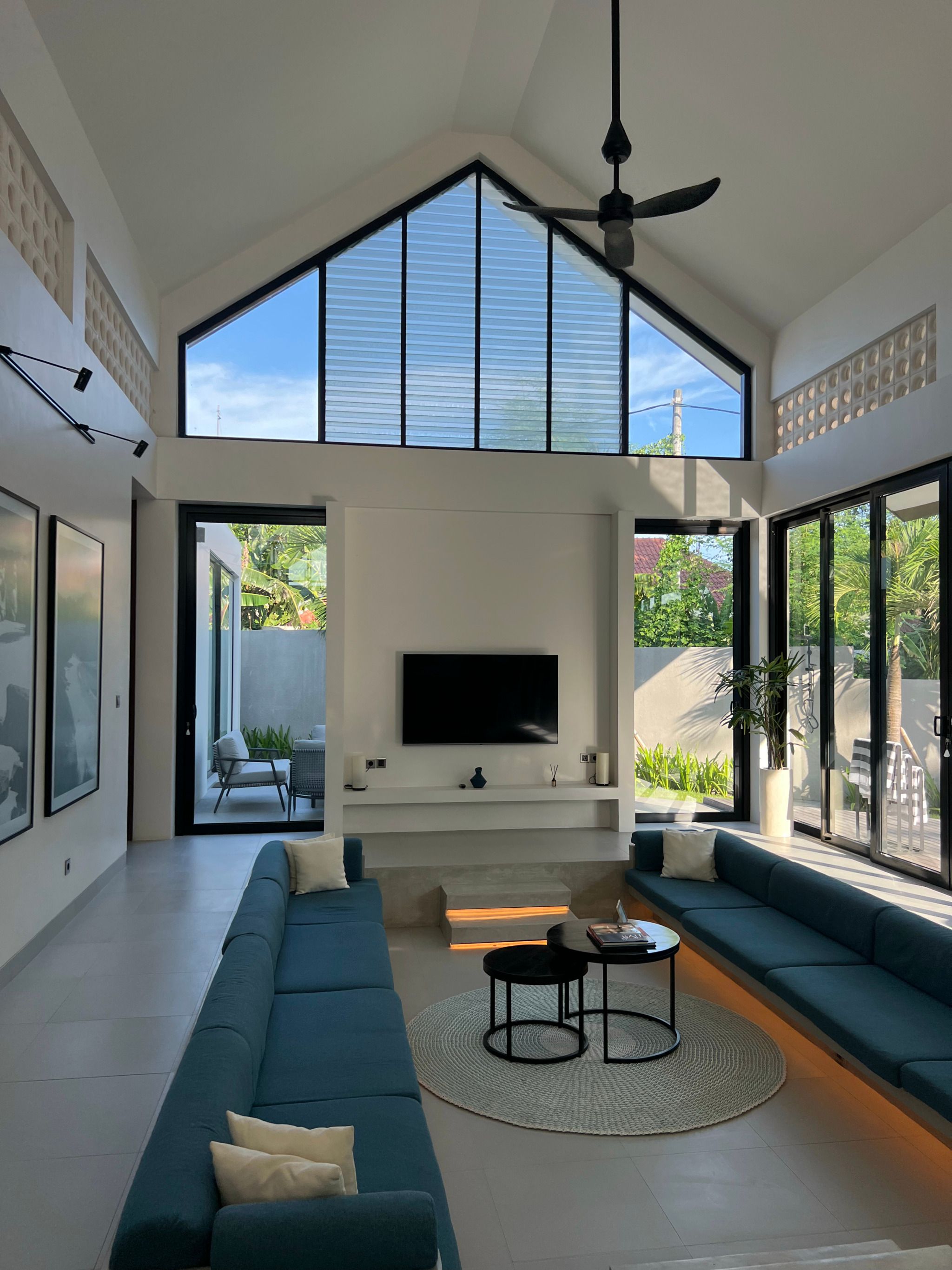 Bingin Breeze - Bali, Indonesia - Rexby