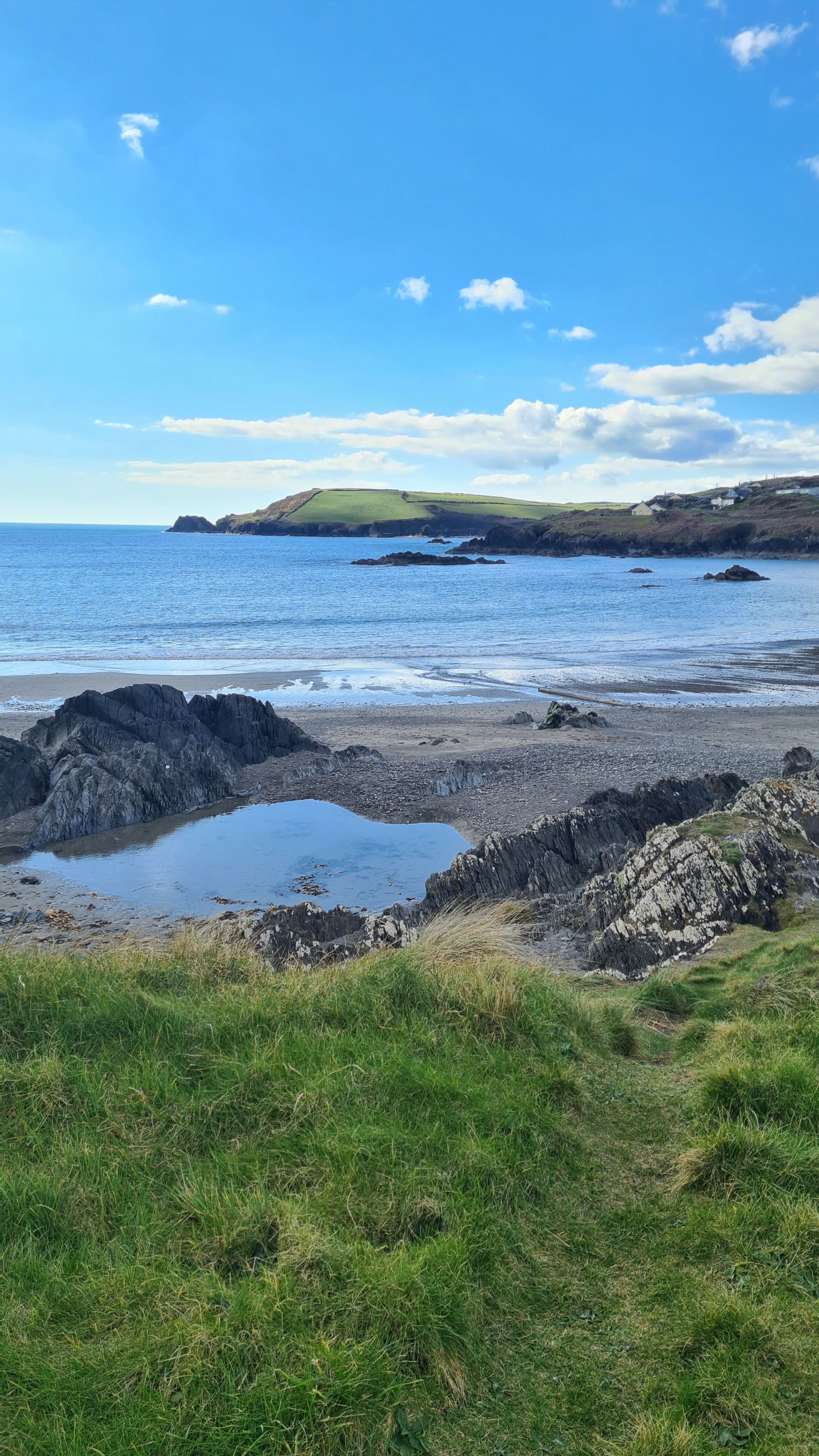 Clíodhna's Rock - Owenahincha Beach