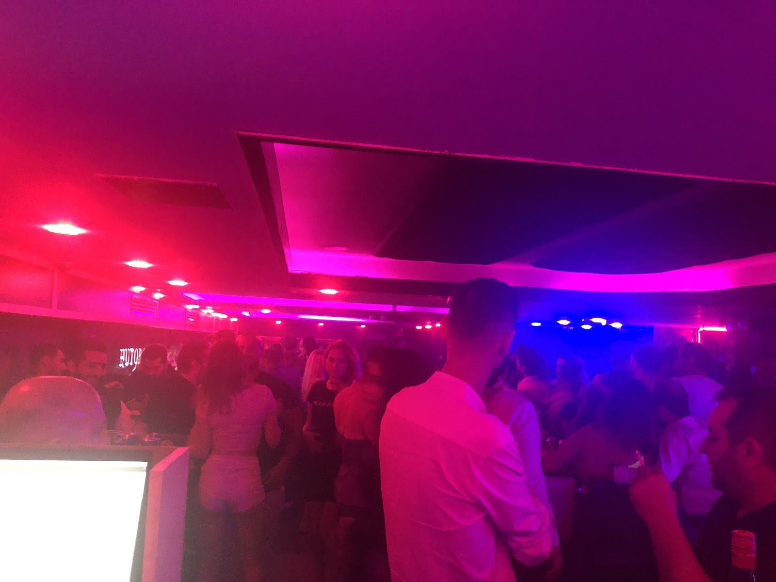 HUTOROK BAR Jordan