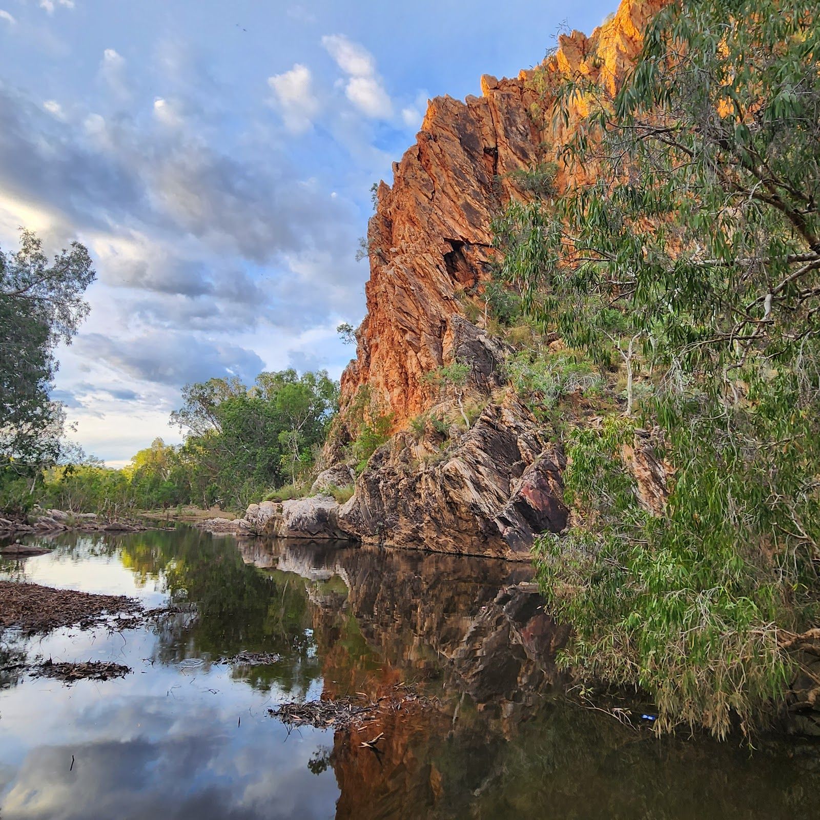 Sawpit Gorge