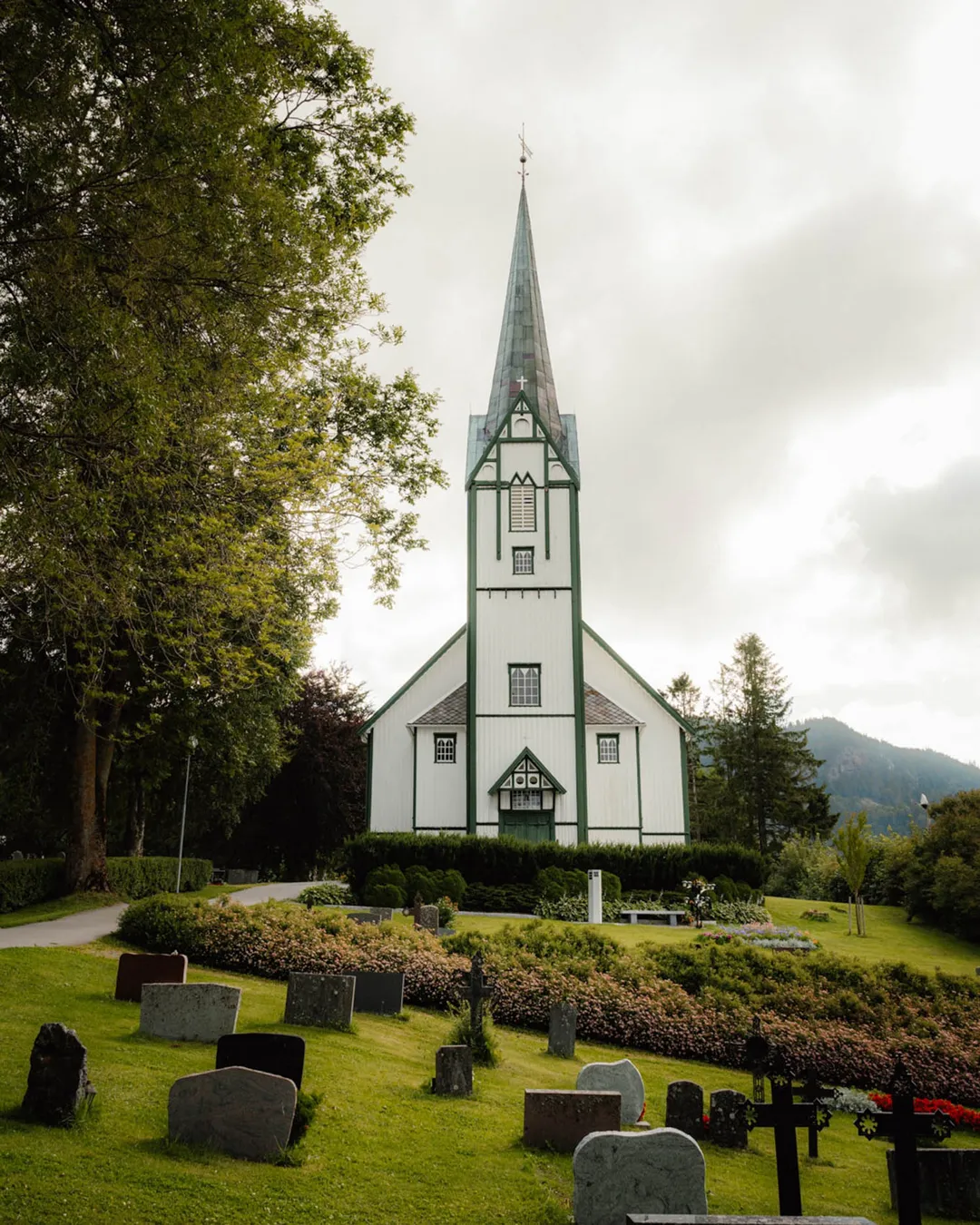 Skatval Kirche / Skatval Church