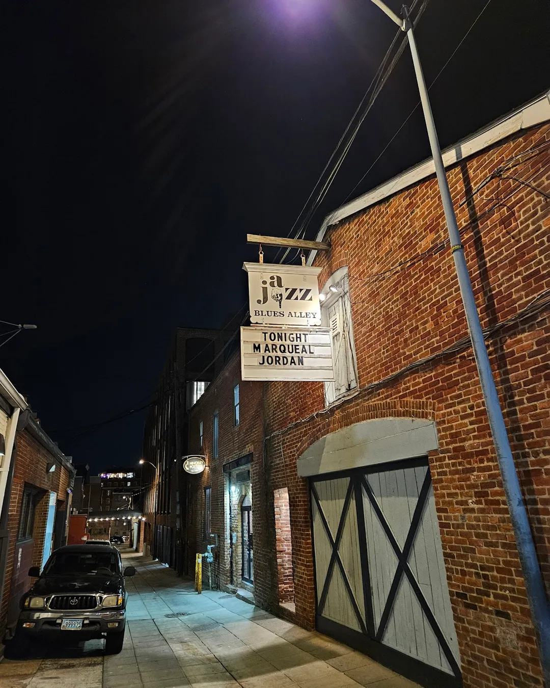 Blues Alley