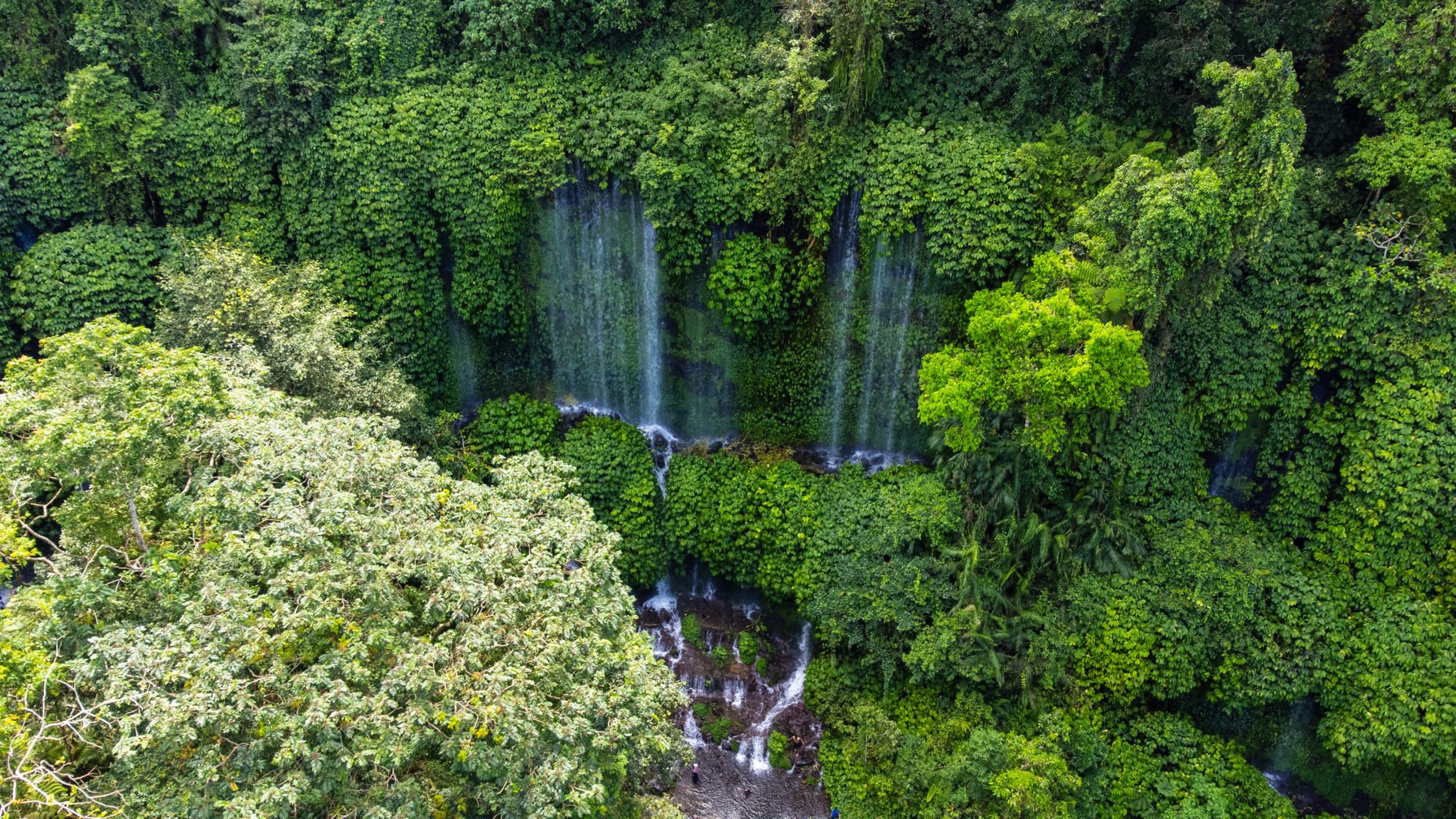 Benang Kelambu Waterfall