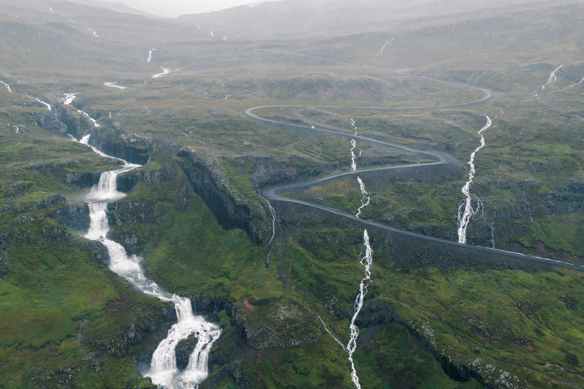 Klifbrekku kaskade Waterfalls