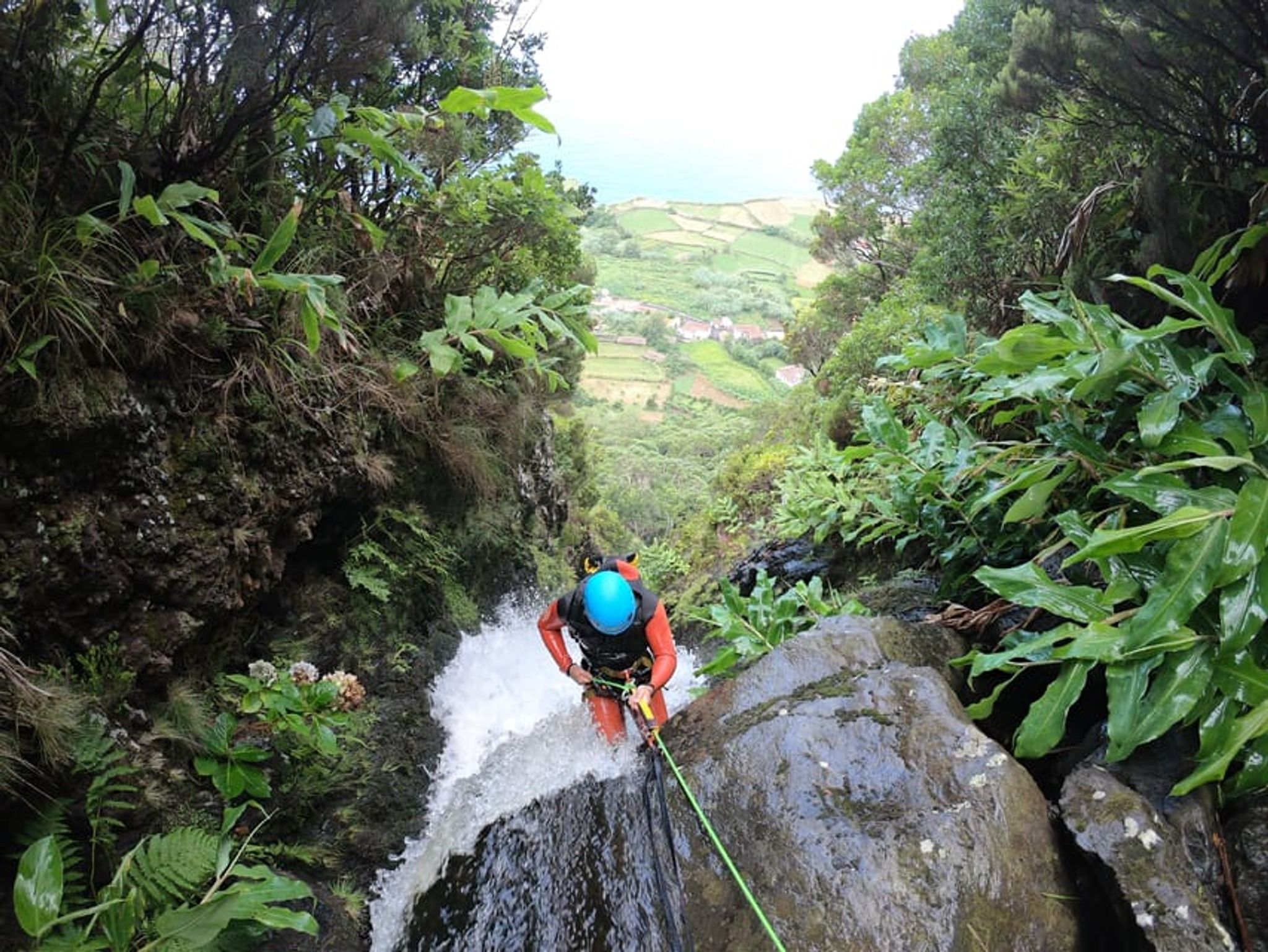 Canyoning with Experience Oc Flores
