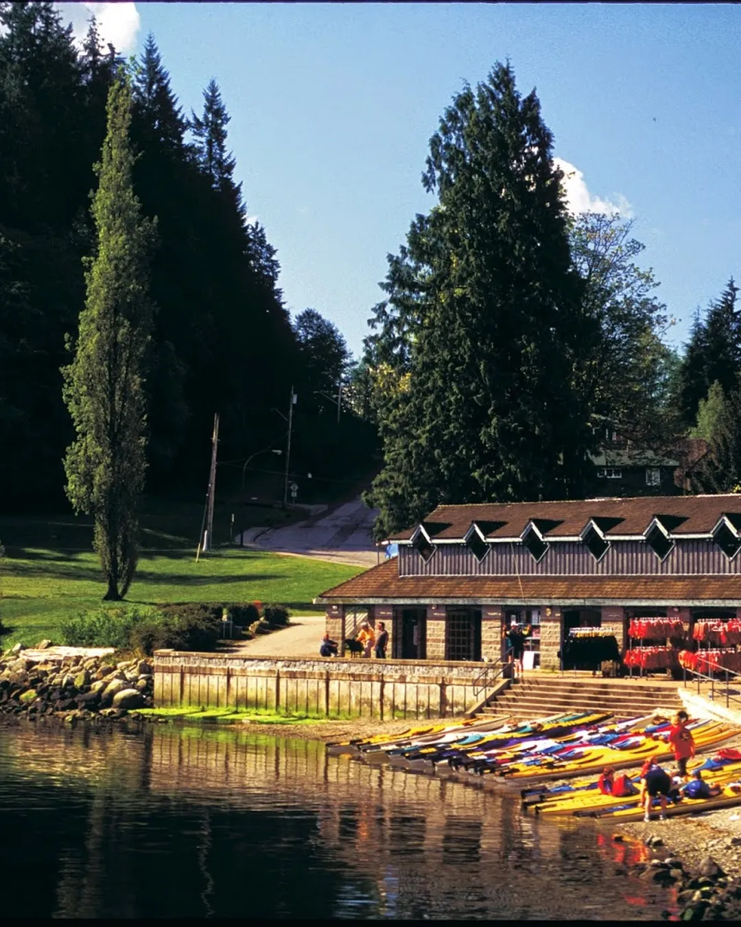 Deep Cove Kayak Centre