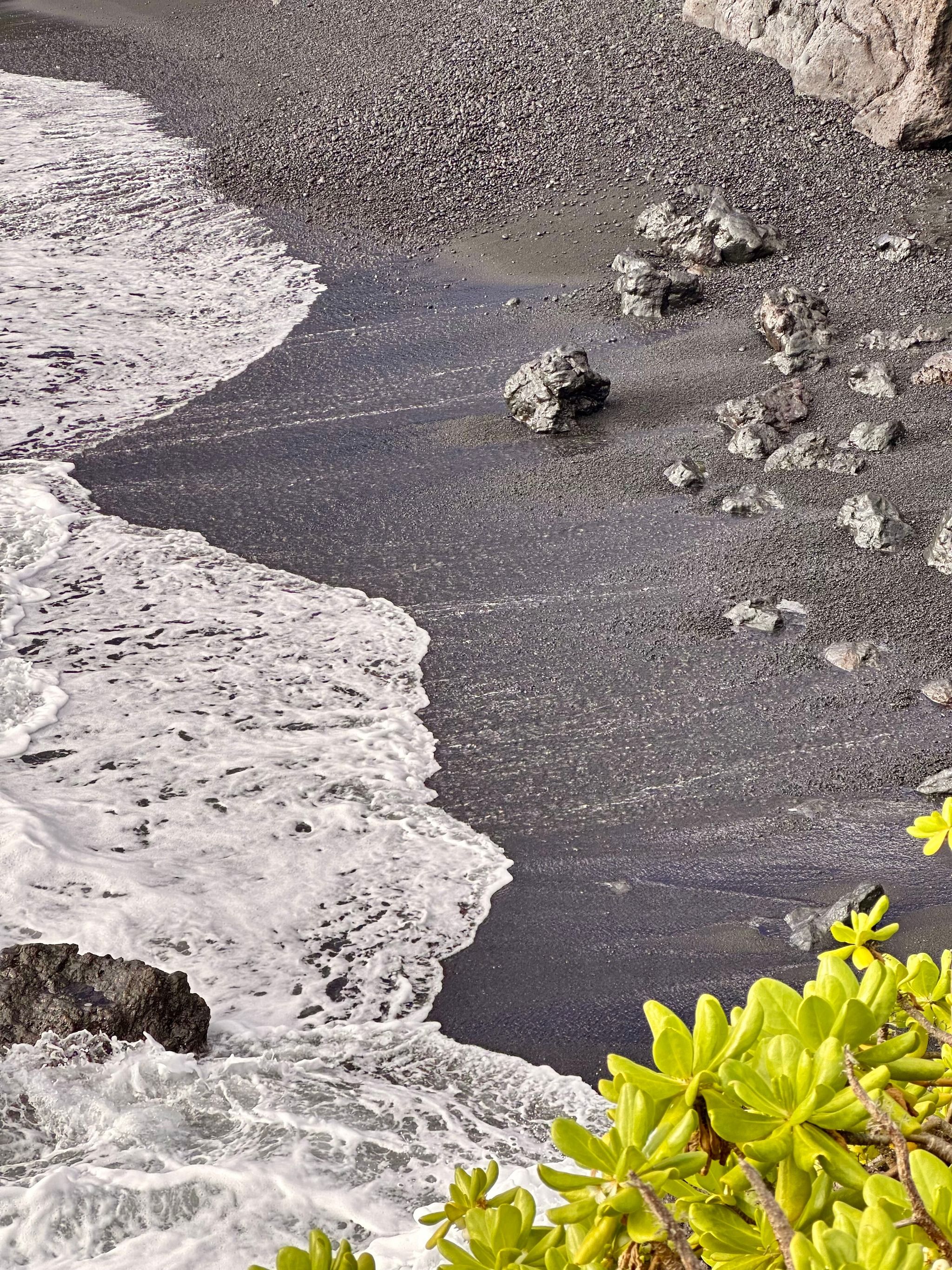 Waiʻānapanapa State Park (THE Black Sand Beach)