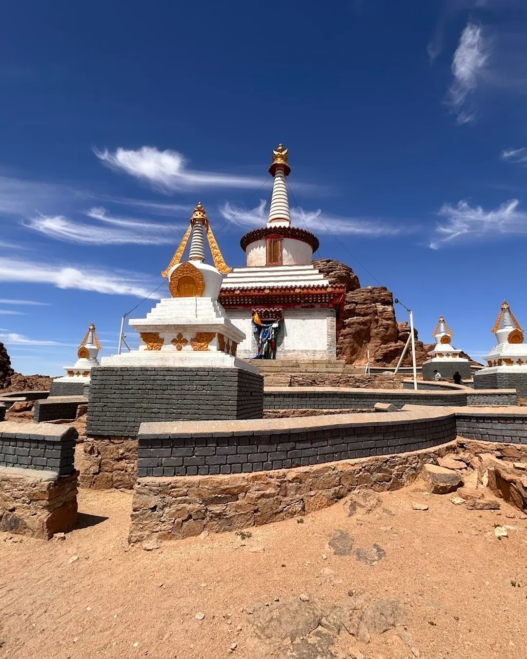 Дэмчогийн хийд