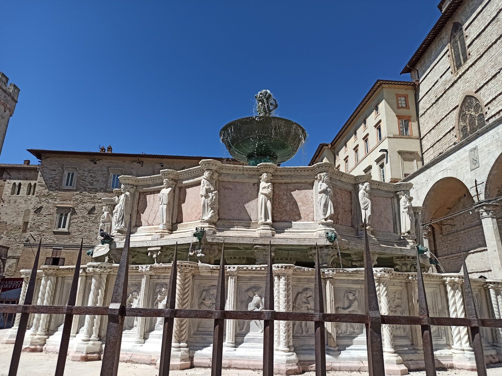 Perugia: Fontana Maggiore