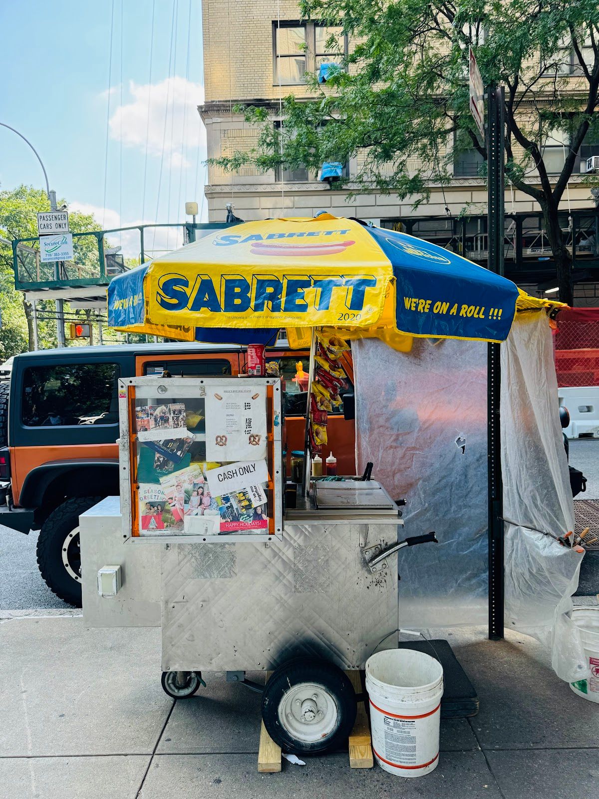 Billy’s Hot Dog Cart