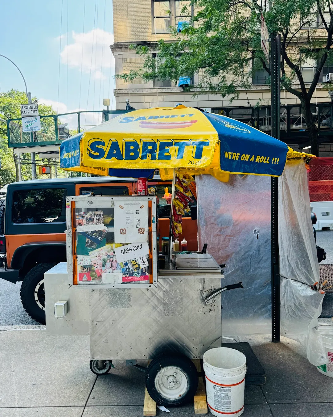 Billy’s Hot Dog Cart