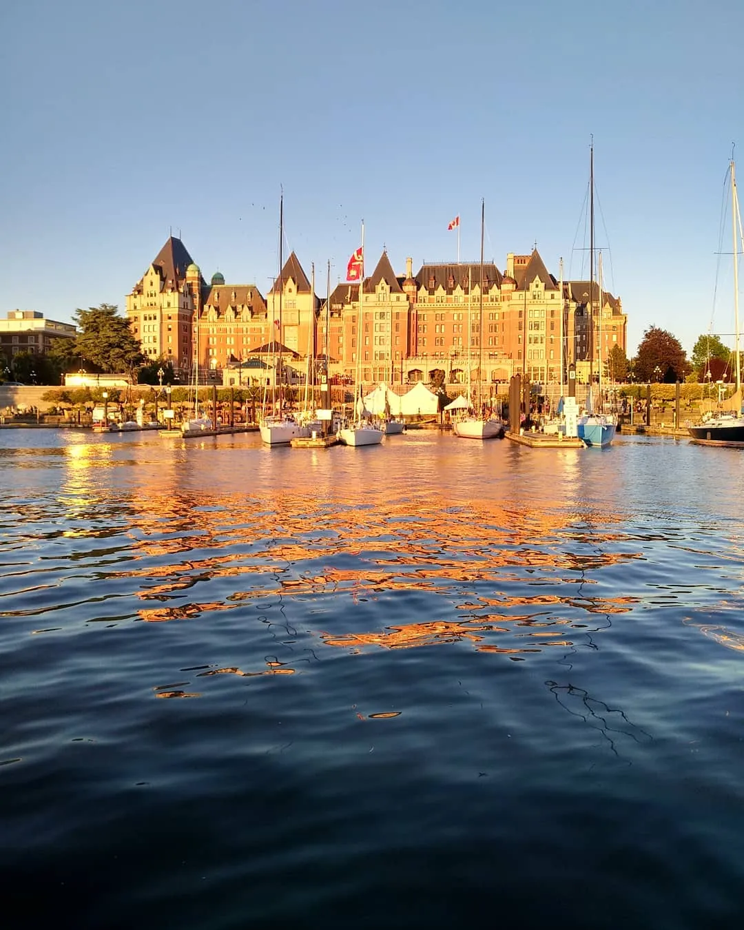 Inner-Harbour Pathway