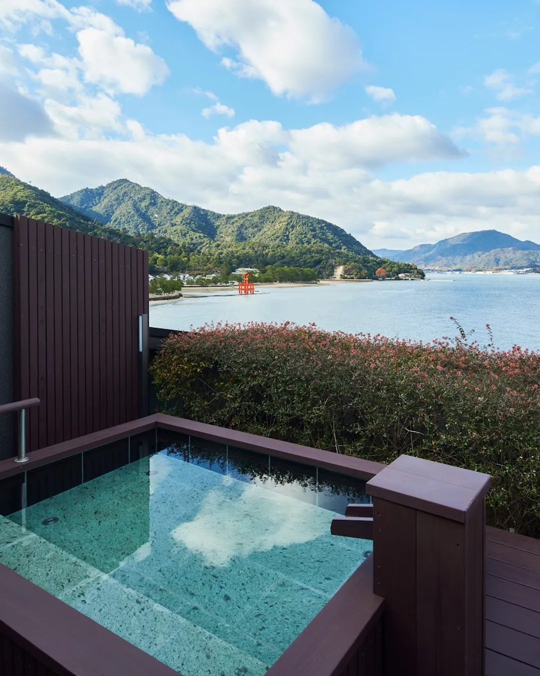 Itsukushima Iroha