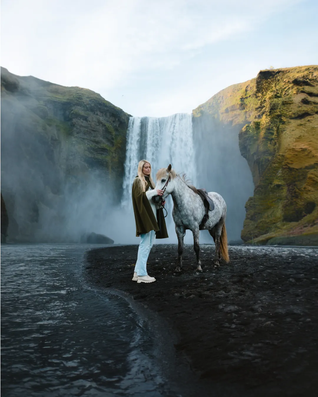 Mr Iceland - horseback riding tours 