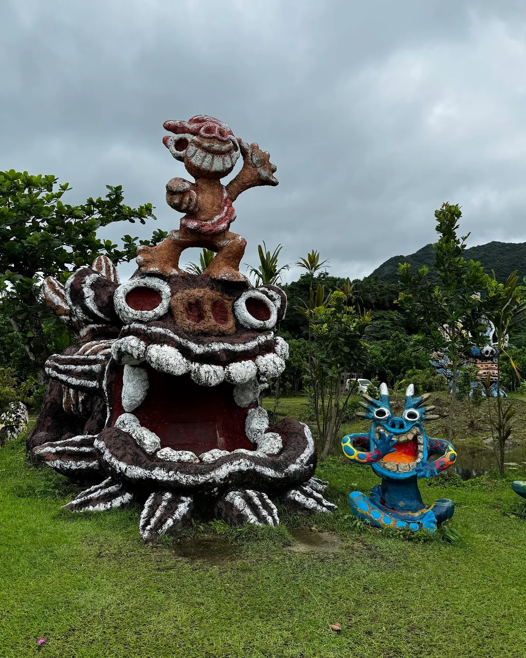 Yoneko Yaki Kobo Shisa Farm - Japan - Rexby