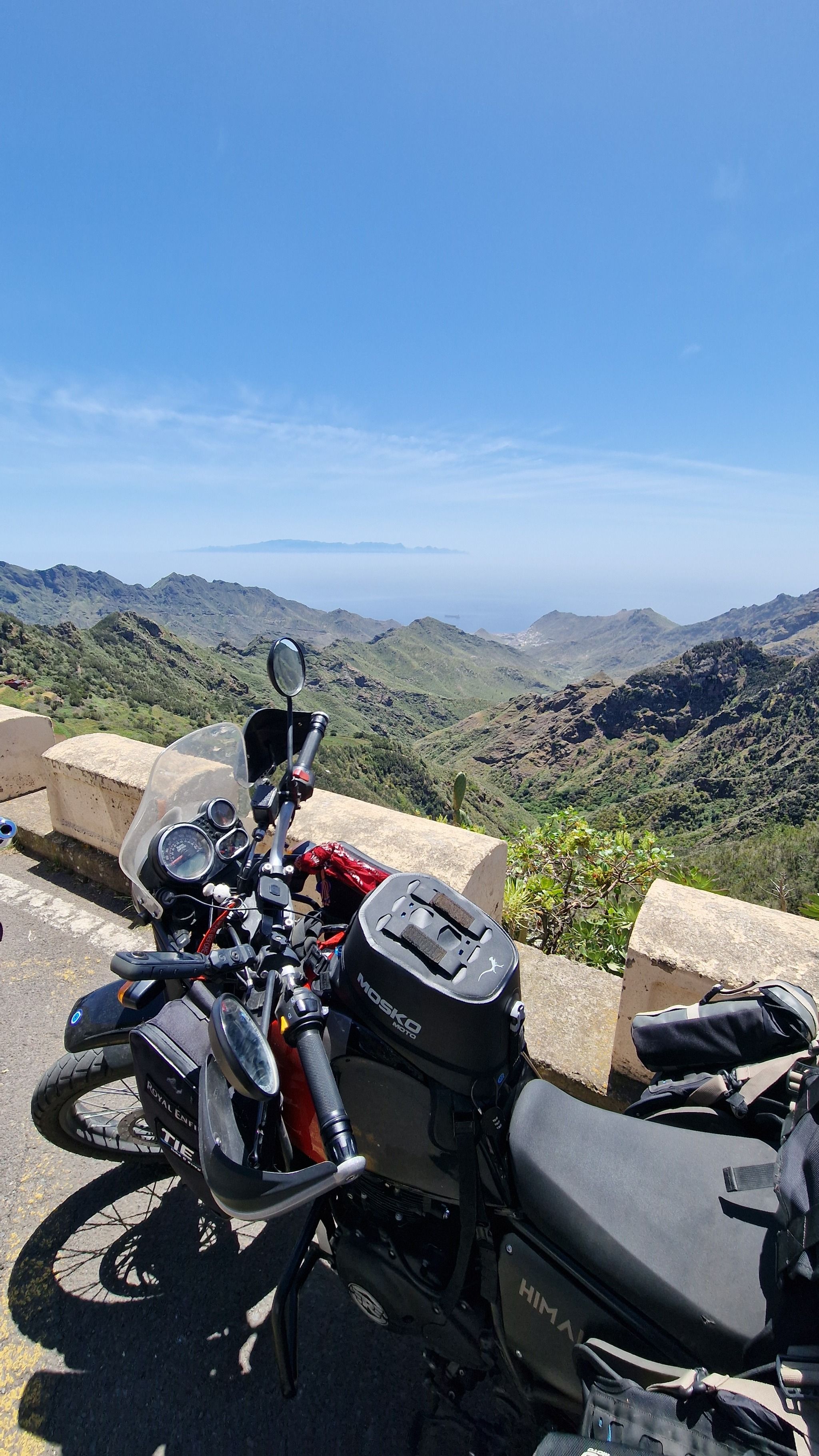Beautiful view with spot to stop
